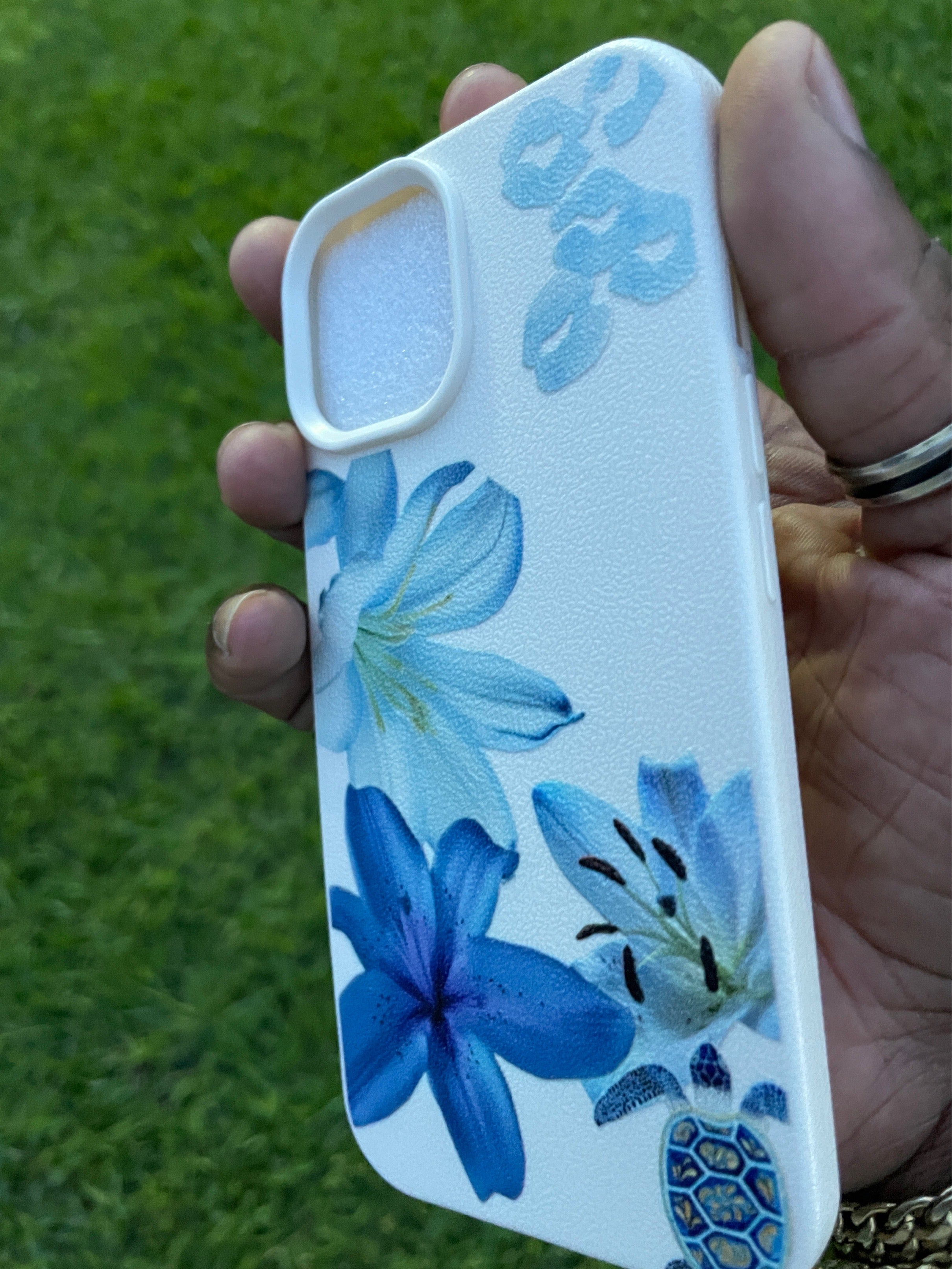 Pochette iPhone Fleurs Bleues & Tortue 🌸🐢