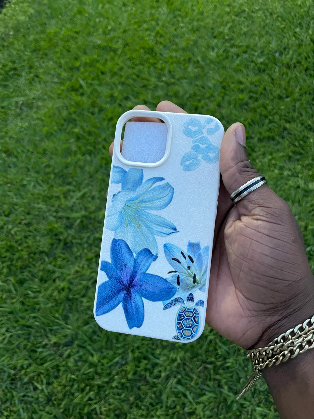 Pochette iPhone Fleurs Bleues & Tortue 🌸🐢