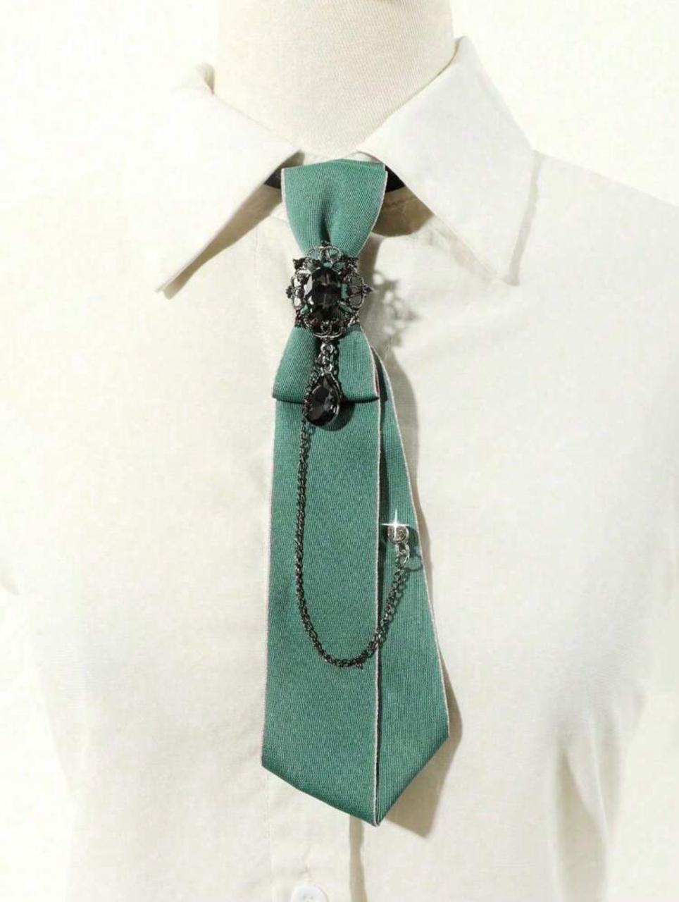 Cravate Dame Élégante