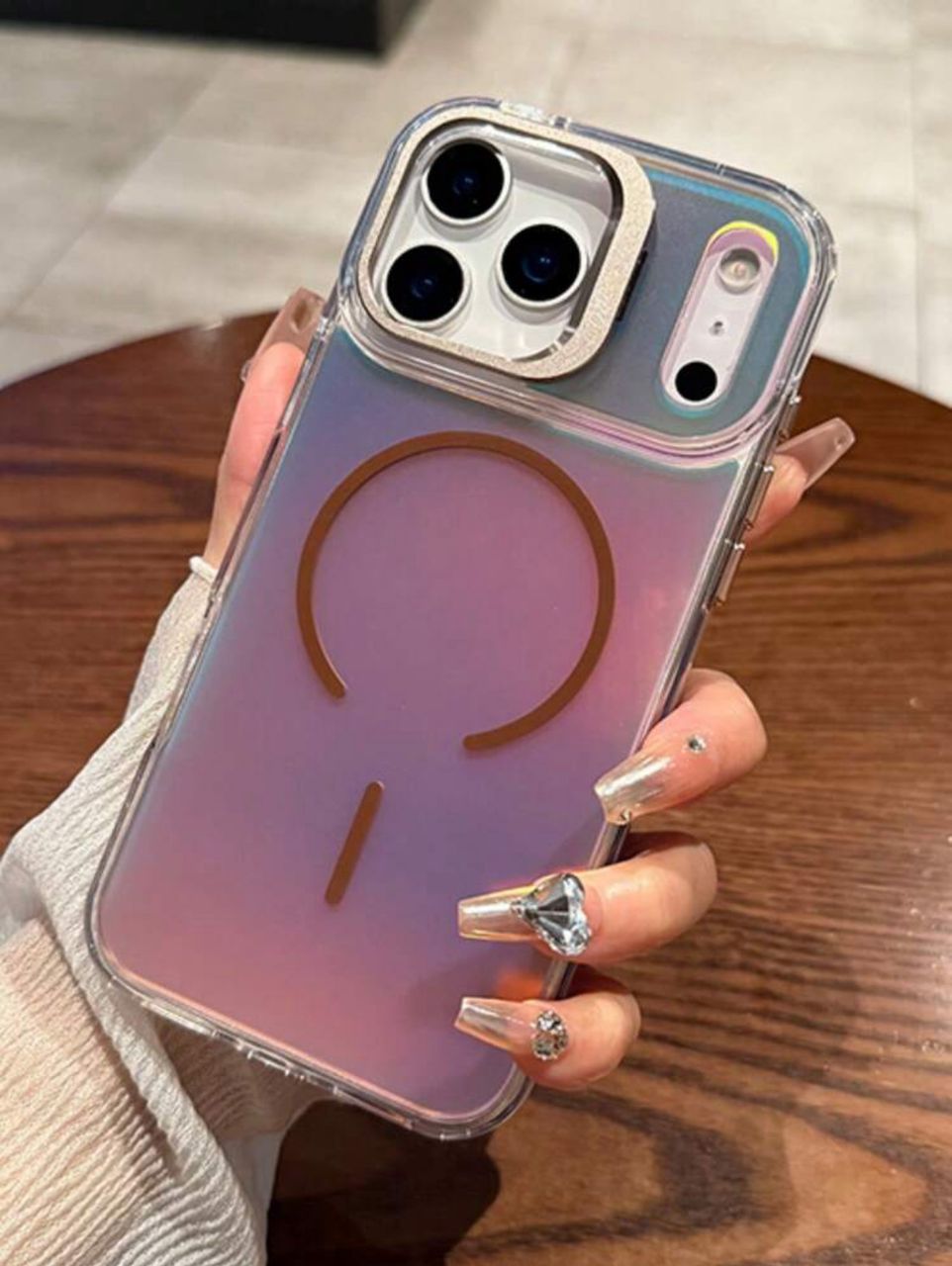 Coque iPhone 15/16 Pro Max - Dégradé Holographique avec Support MagSafe